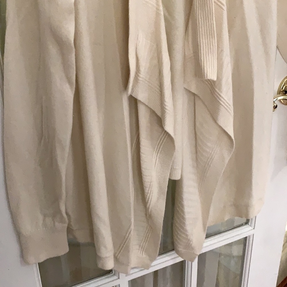 Club Monaco Cashmere Cardigan - XS/S COZY! - Picture 4 of 10